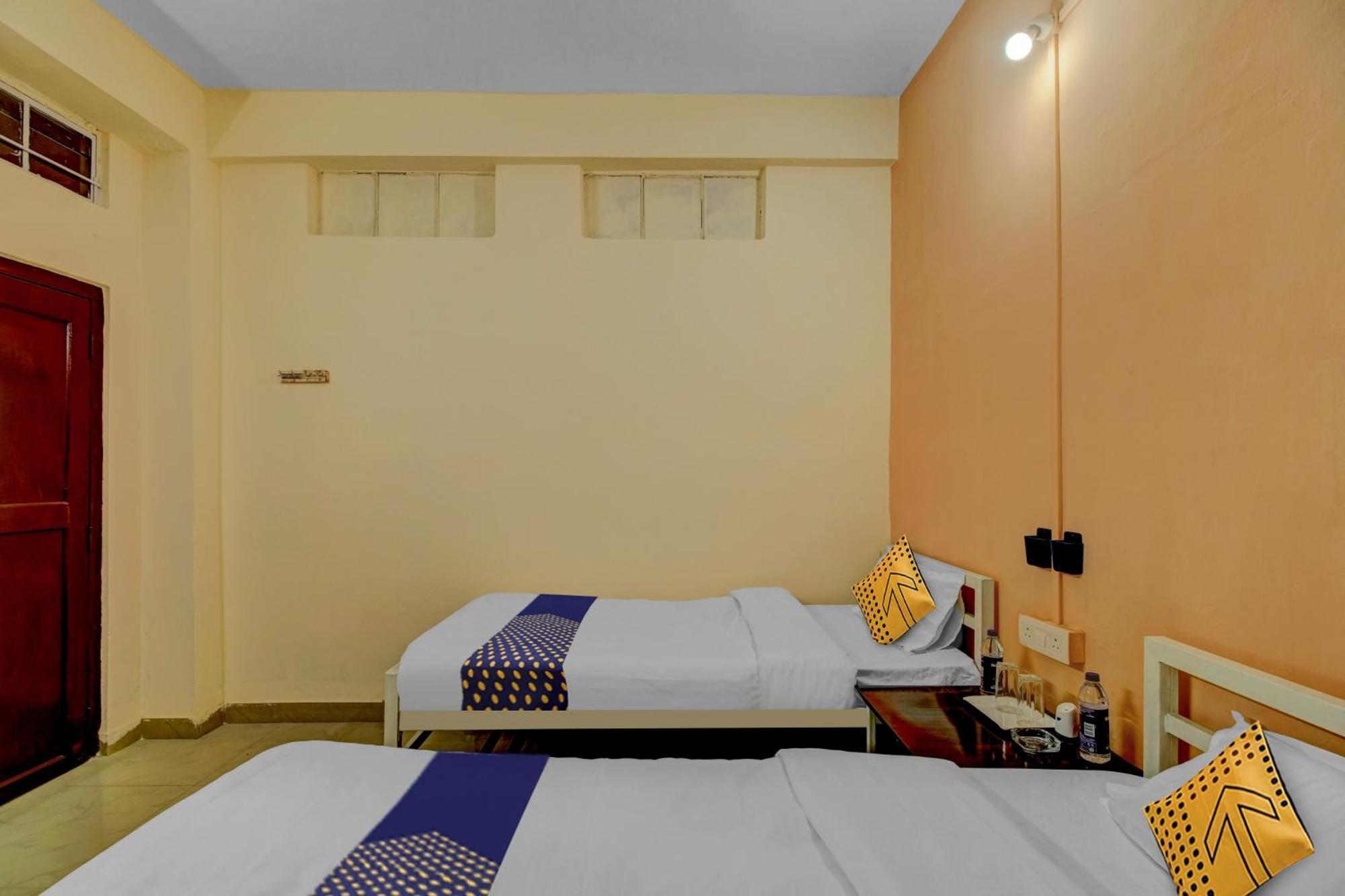 Spot On Rainbow Lodge Guwahati Eksteriør bilde